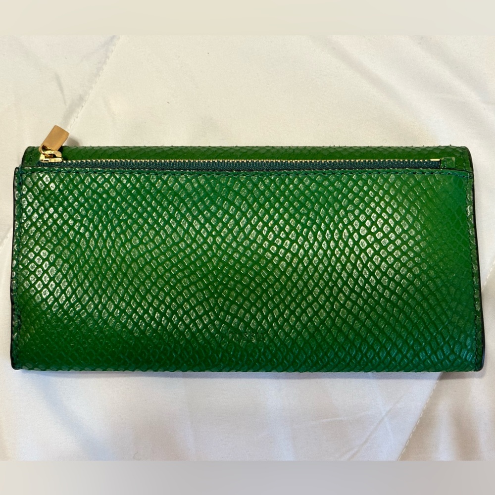 Fossil Penrose Green Python Crossbody Wallet - image 7
